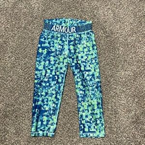 Girls Under Armour capri leggings